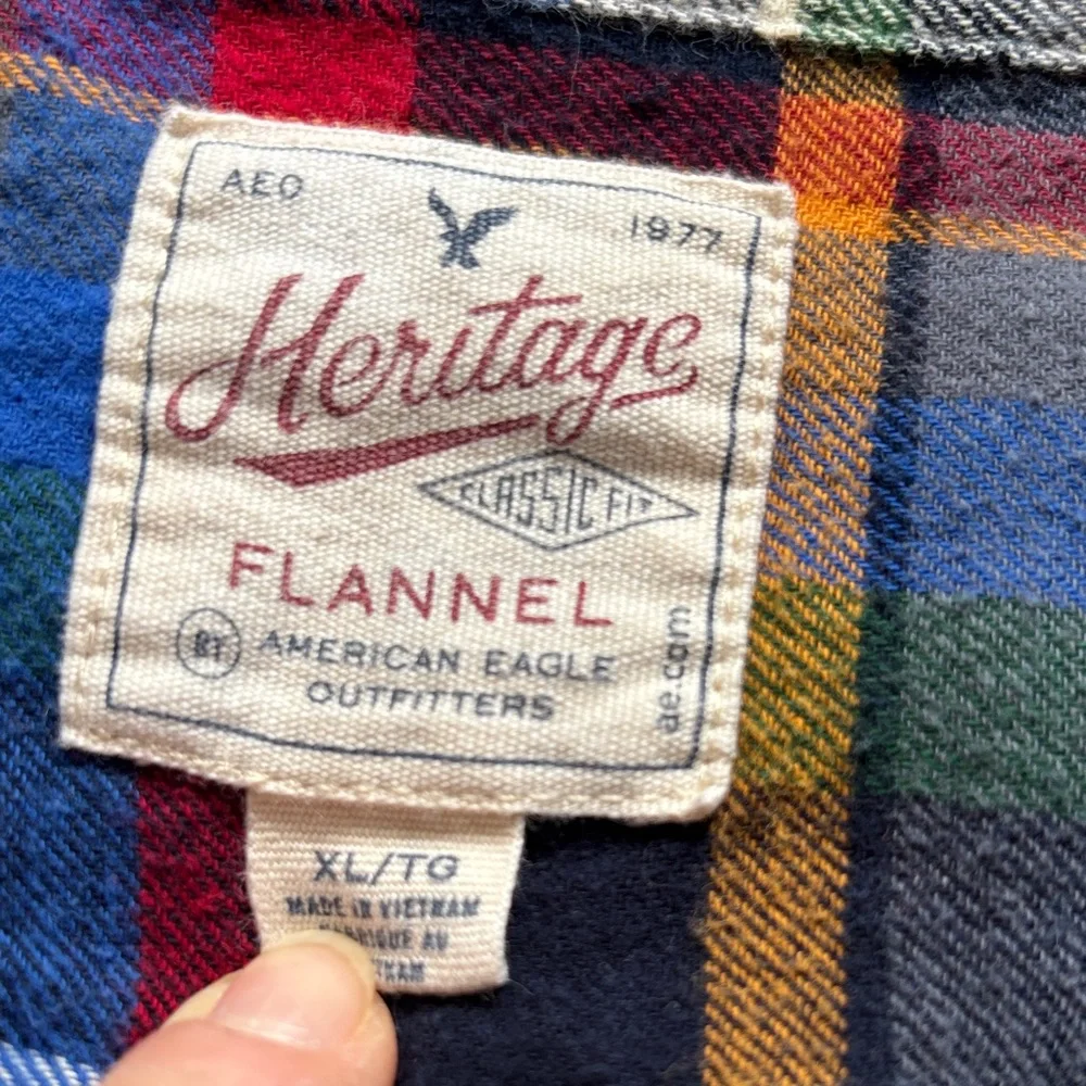 American Eagle 🦅 Plaid Men's Shirt - Picture 4 of 7